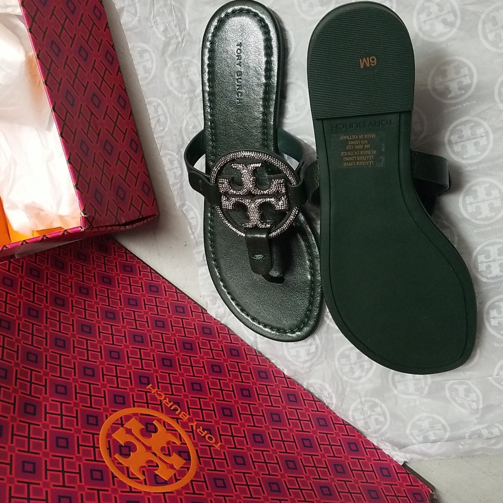 Limited Edition Our Cult Favorite Embellishment Leather Flat Thong Sandals - Picture 6 of 12